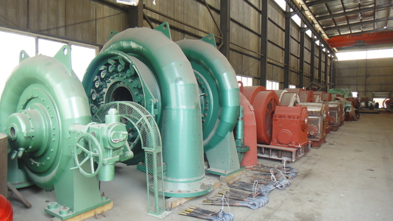 Turbina idroturbina Pelton controllata PLC per pressione di uscita atmosferica e funzionamento automatico
