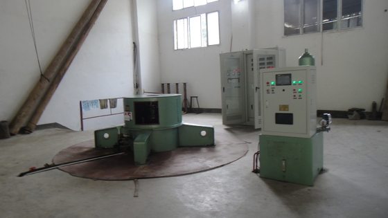 Turbina idroelettrica verticale con basso impatto ambientale e elevata produzione di energia idroelettrica