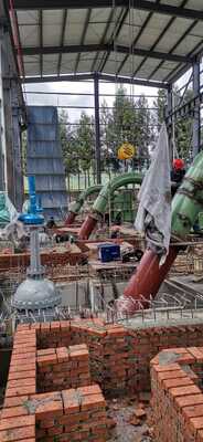 Generatore per turbine idroelettriche su misura con eccitazione senza spazzole e cavi a rame